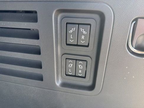 New 2026 Chevrolet Traverse High Country w/ LPO, Floor Liner Package image 37