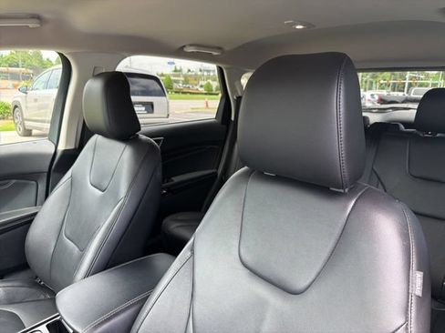 Used 2020 Ford Edge Titanium w/ Cargo Accessory Package FWD image 25