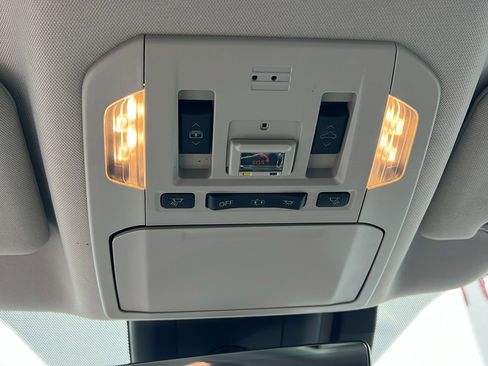 Certified 2021 Toyota Highlander Platinum image 22