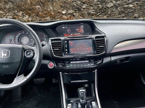 Used 2016 Honda Accord EX-L image 6