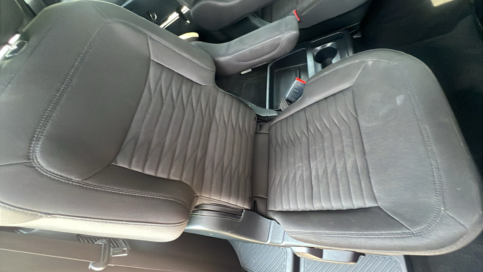 Used 2020 Ford Explorer XLT RWD image 19