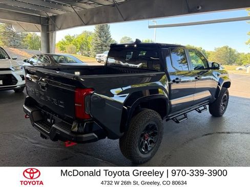 Used 2025 Toyota Tacoma TRD Pro AWD/4WD image 5