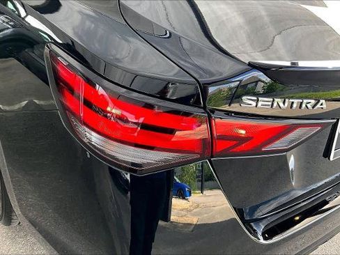 Certified 2024 Nissan Sentra SR w/ SR Premium Package FWD image 29