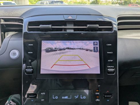 Used 2022 Hyundai Santa Cruz SEL Premium AWD/4WD image 23