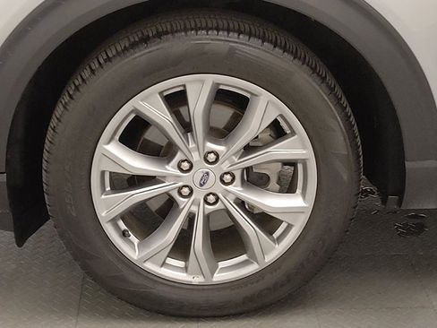 Used 2023 Ford Explorer Limited image 31