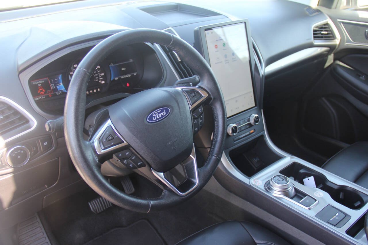 Used 2024 Ford Edge SEL AWD/4WD image 24