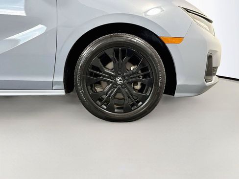 Used 2025 Honda Odyssey Sport-L image 19