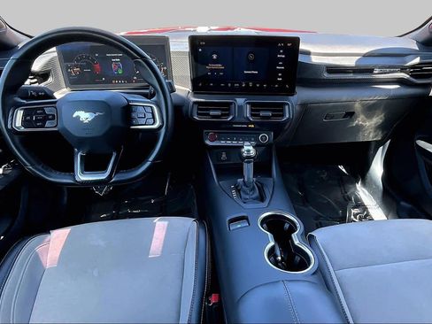 Used 2024 Ford Mustang Convertible RWD image 15