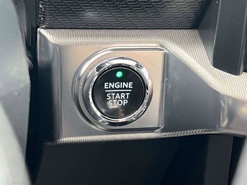 Certified 2022 Ford F150 Raptor w/ Equipment Group 801A High image 26