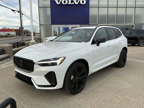 New 2026 Volvo XC60 T8 Ultra w/ Climate Package AWD/4WD image 2