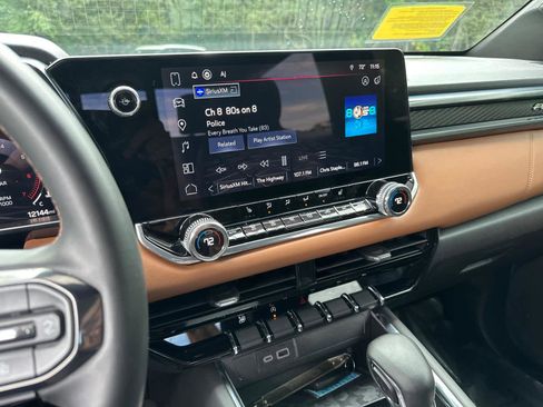 Used 2024 GMC Canyon AT4 w/ Canyon Safety Plus Package image 26