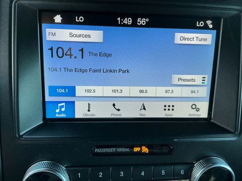 Used 2019 Ford Expedition Limited image 28