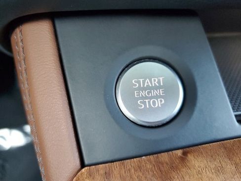 Used 2021 Audi Q5 Prestige w/ Prestige Package image 22