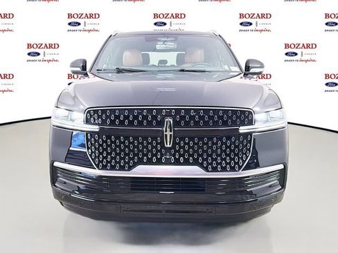 New 2026 Lincoln Navigator Reserve AWD/4WD image 2