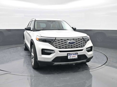 Used 2021 Ford Explorer Platinum w/ Equipment Group 601A image 2