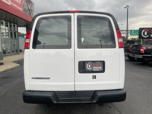 Used 2021 Chevrolet Express 2500 Extended w/ Driver Convenience Package image 6