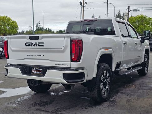 Used 2020 GMC Sierra 3500 Denali w/ Denali Ultimate Package AWD/4WD image 5
