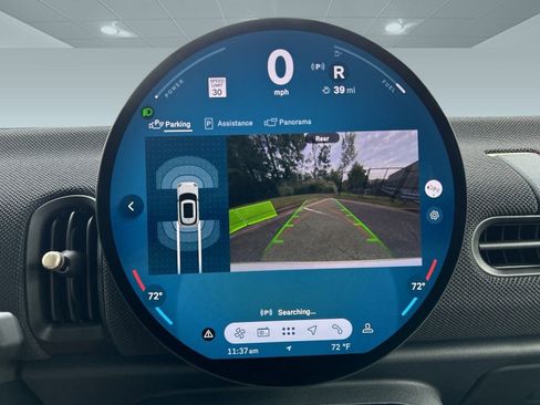 Certified 2025 MINI Cooper 2-Door Hardtop image 26