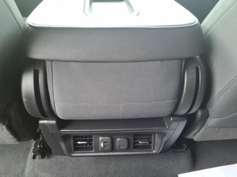 Used 2021 Chevrolet Silverado 1500 RST w/ Z71 Off-Road Package image 11