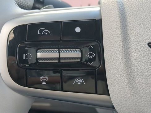 New 2026 Genesis GV70 2.5T Advanced image 22