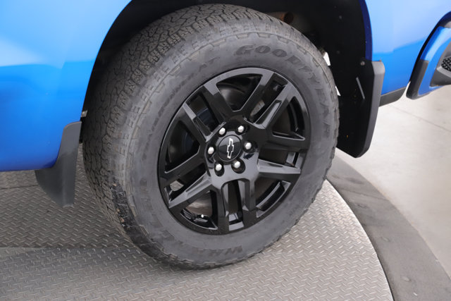 Used 2023 Chevrolet Silverado 1500 RST w/ Z71 Off-Road Package AWD/4WD image 16