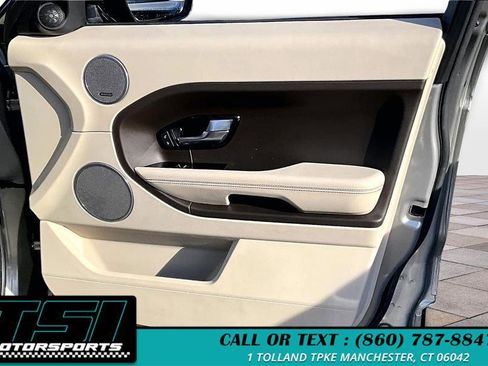 Used 2014 Land Rover Range Rover Evoque Prestige image 24
