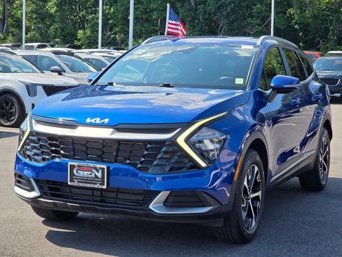 Used 2023 Kia Sportage EX AWD/4WD image 7