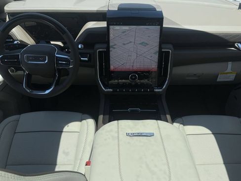 New 2026 GMC Yukon Denali w/ Denali Reserve Package AWD/4WD image 20