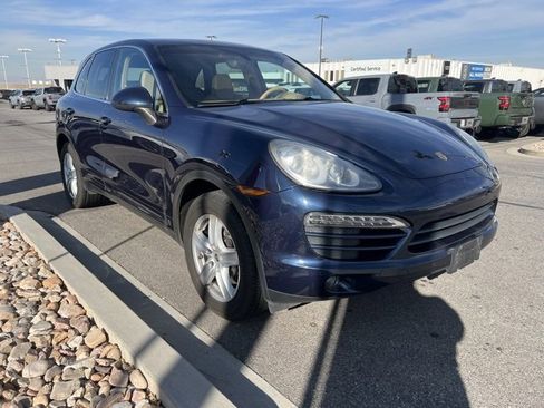 Used 2011 Porsche Cayenne image 3