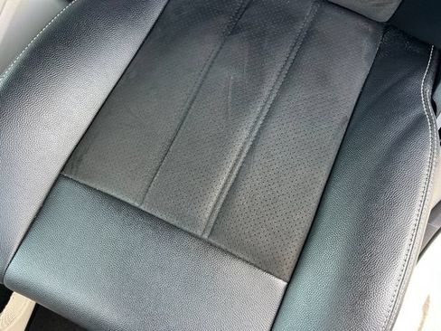 Used 2019 Dodge Grand Caravan SXT FWD image 12