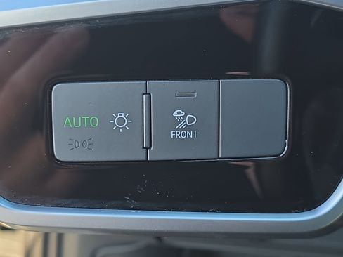 Used 2023 Audi A6 2.0T Premium w/ Convenience Package image 25