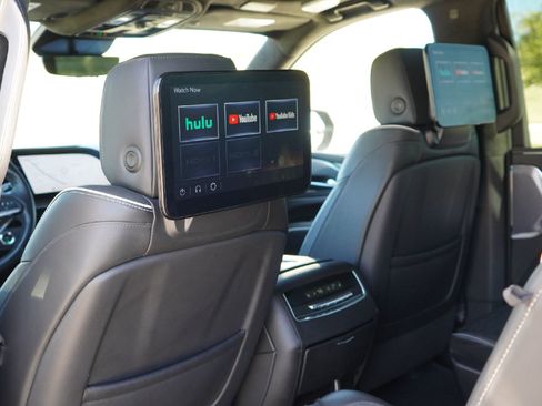 Used 2023 Cadillac Escalade Premium Luxury Platinum image 29