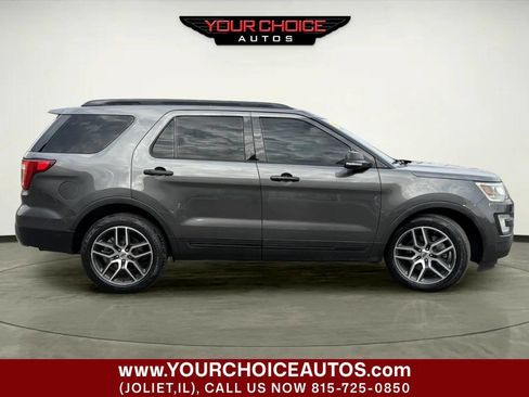 Used 2017 Ford Explorer Sport w/ Equipment Group 401A image 8