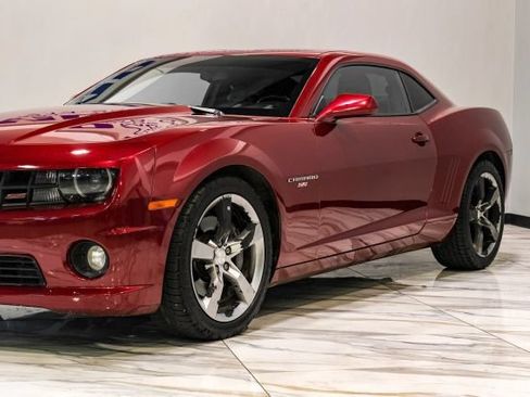 Used 2011 Chevrolet Camaro SS w/ RS Package RWD image 7