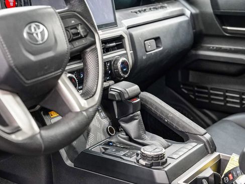 Used 2024 Toyota Tacoma TRD Off-Road w/ TRD Off Road Premium Package AWD/4WD image 23
