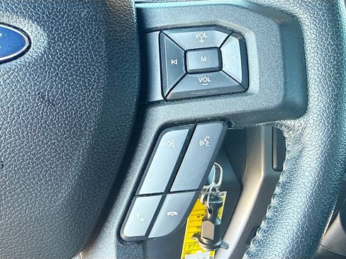 Used 2015 Ford F150 XLT w/ Equipment Group 301A Mid RWD image 34