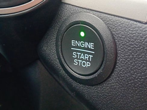 Used 2022 Ford Escape SE w/ Convenience Package image 12