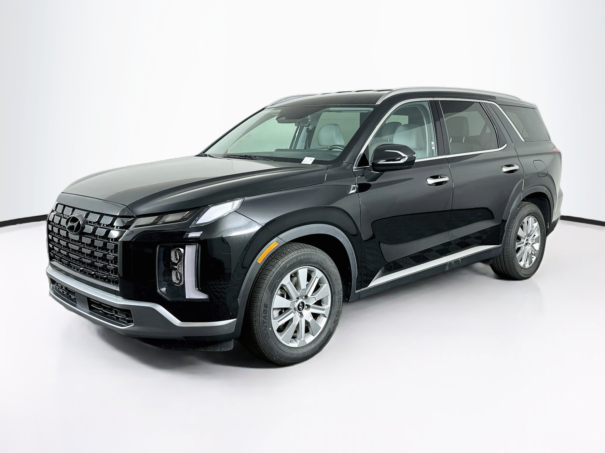 Used 2025 Hyundai Palisade SEL FWD image 3