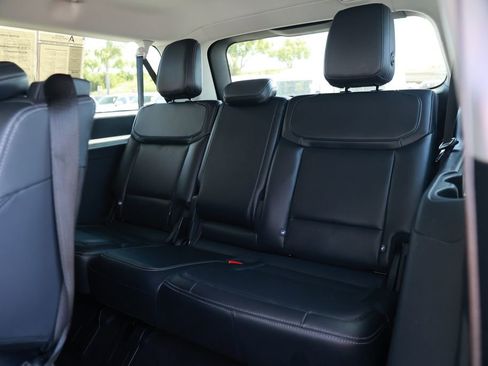 Used 2025 Ford Expedition Max Platinum AWD/4WD image 38