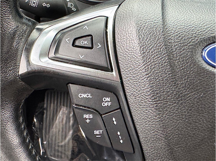 Used 2019 Ford Fusion Energi Titanium FWD image 14