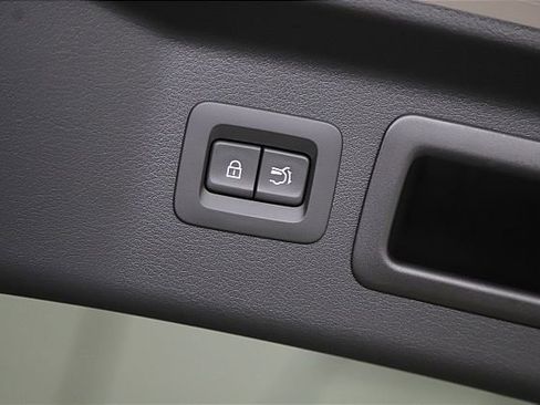 Used 2025 MAZDA CX-90 Plug-In Hybrid w/ Preferred image 13