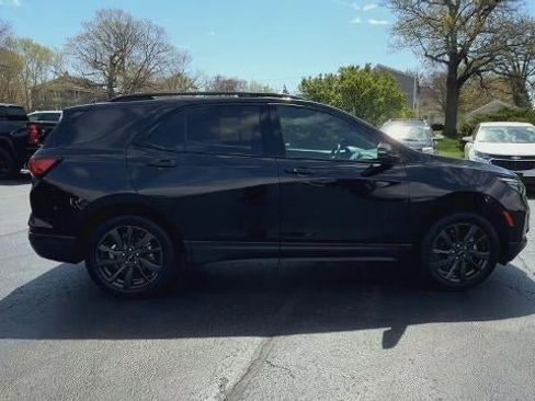 Certified 2023 Chevrolet Equinox RS w/ RS Leather Package AWD/4WD image 9