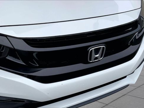 Used 2019 Honda Civic Sport image 32