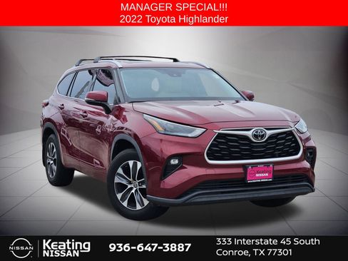 Used 2022 Toyota Highlander XLE FWD image 1