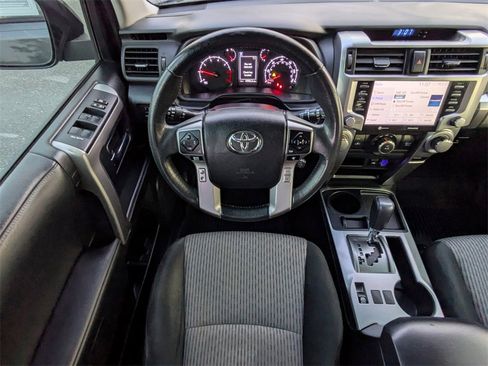 Used 2022 Toyota 4Runner SR5 image 17