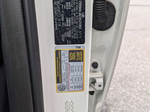 Used 2023 Kia Soul S image 22