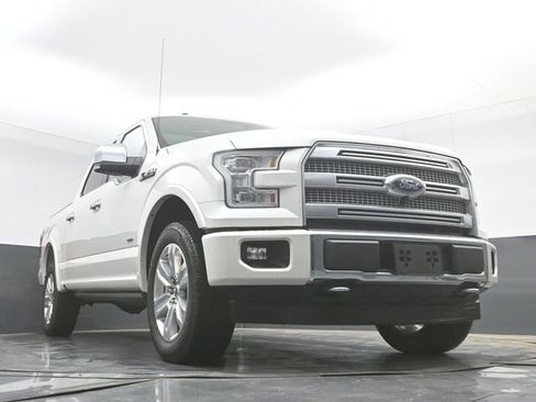 Used 2017 Ford F150 Platinum w/ Equipment Group 701A Luxury AWD/4WD image 42