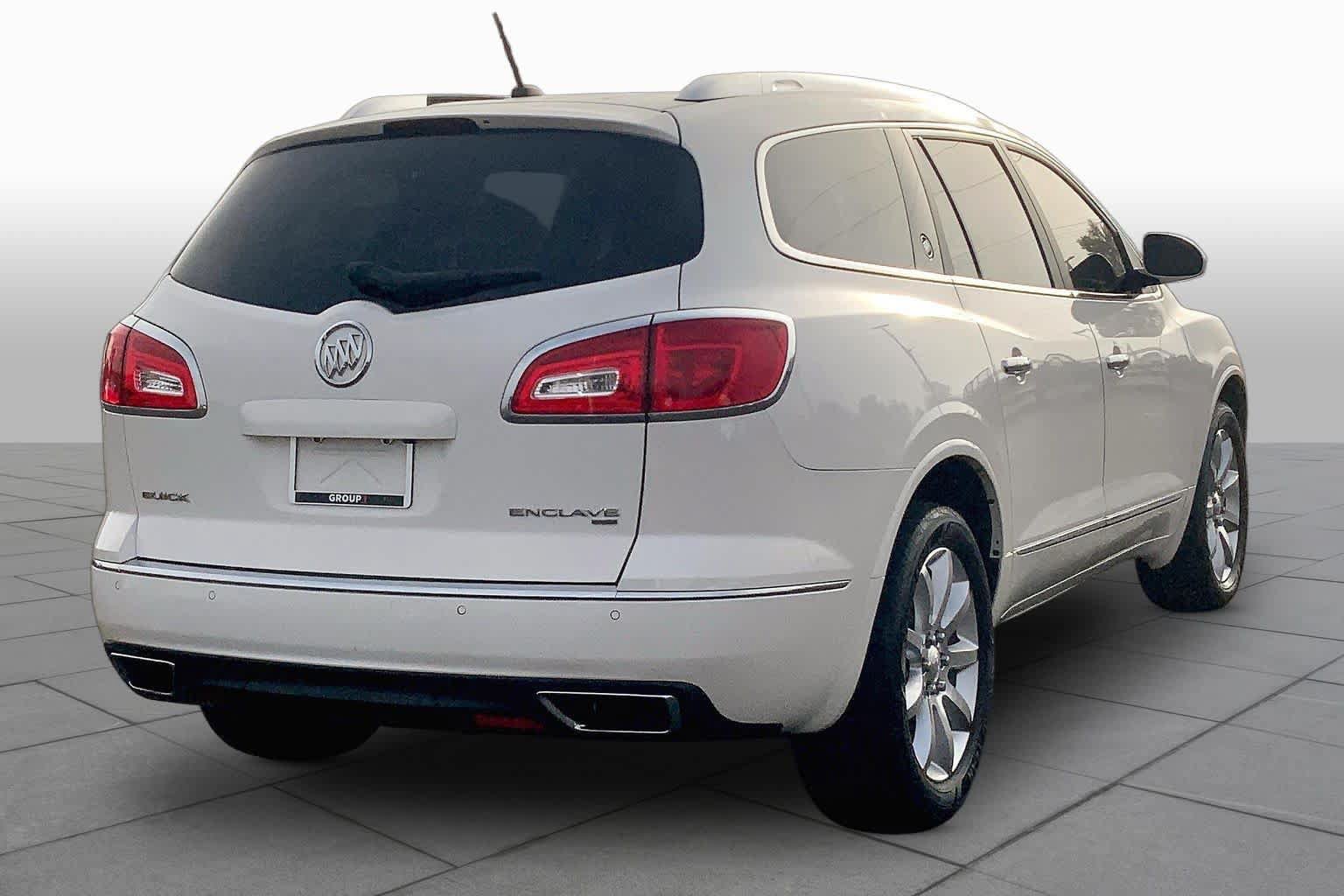 Used 2014 Buick Enclave Leather AWD/4WD image 12