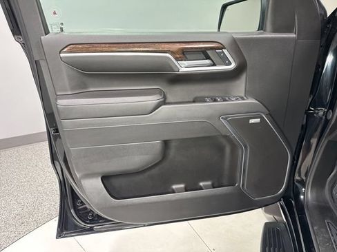 Used 2024 GMC Sierra 1500 Elevation w/ Elevation Premium Package AWD/4WD image 12