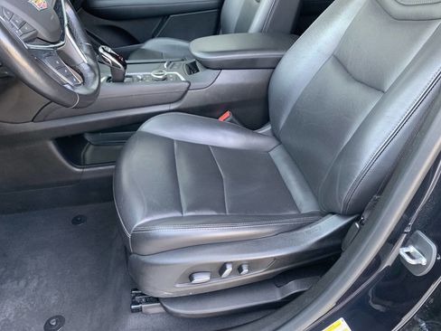 Used 2021 Cadillac XT5 Premium Luxury image 9